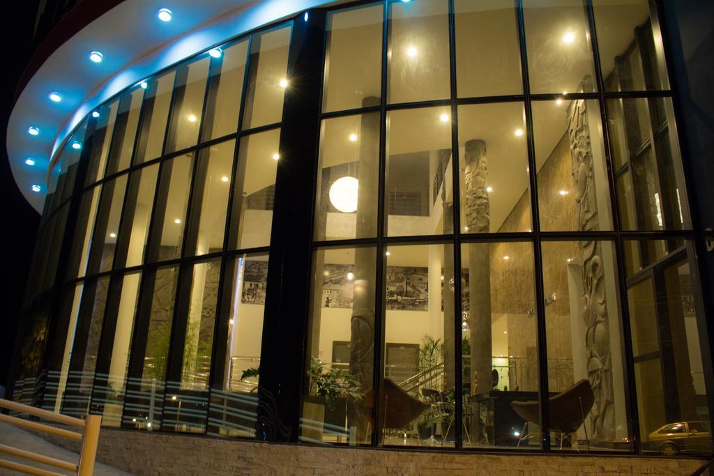 Minas Platinum Hotel & Convention Conselheiro Lafaiete Exterior foto