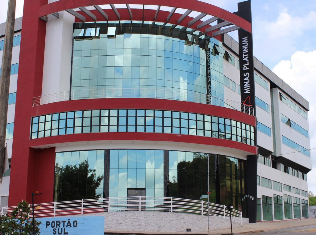 Minas Platinum Hotel & Convention Conselheiro Lafaiete Exterior foto