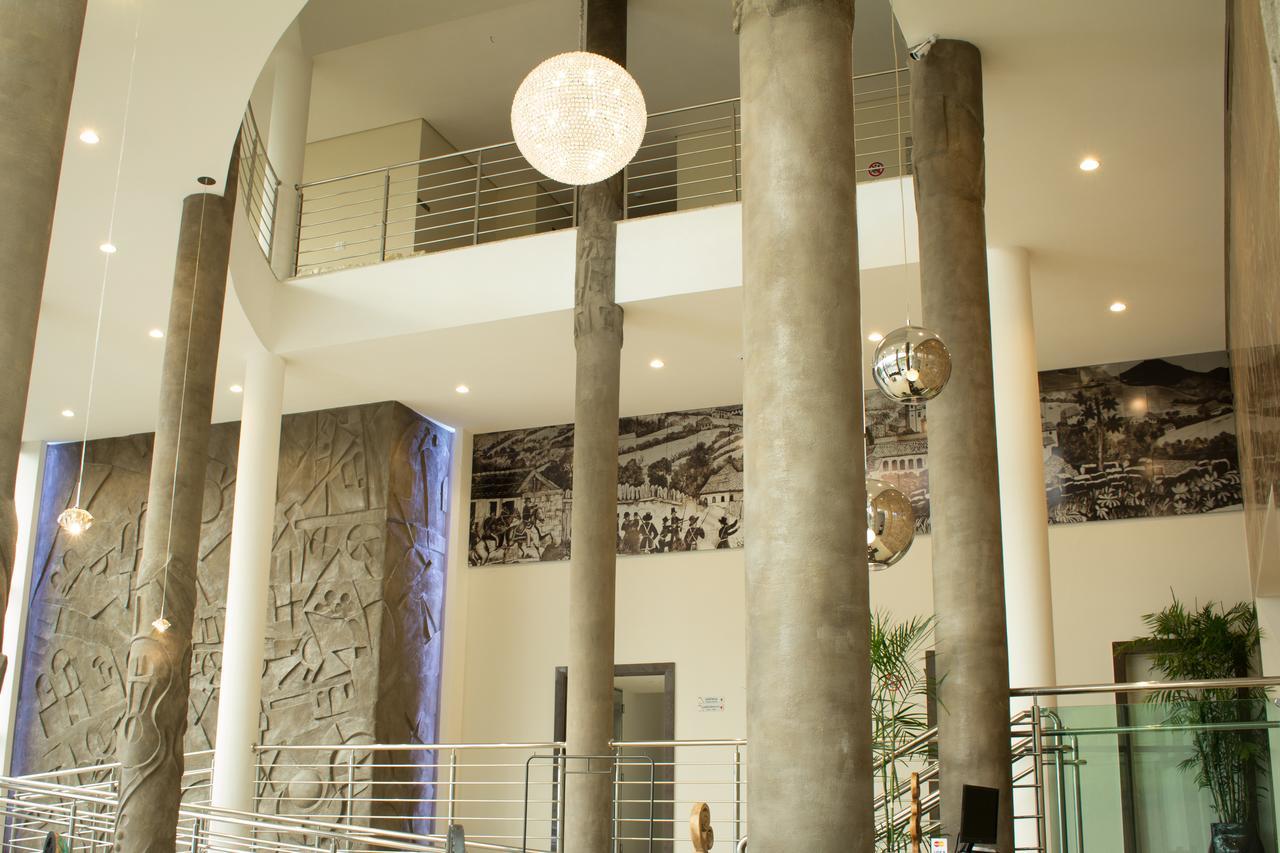 Minas Platinum Hotel & Convention Conselheiro Lafaiete Quarto foto